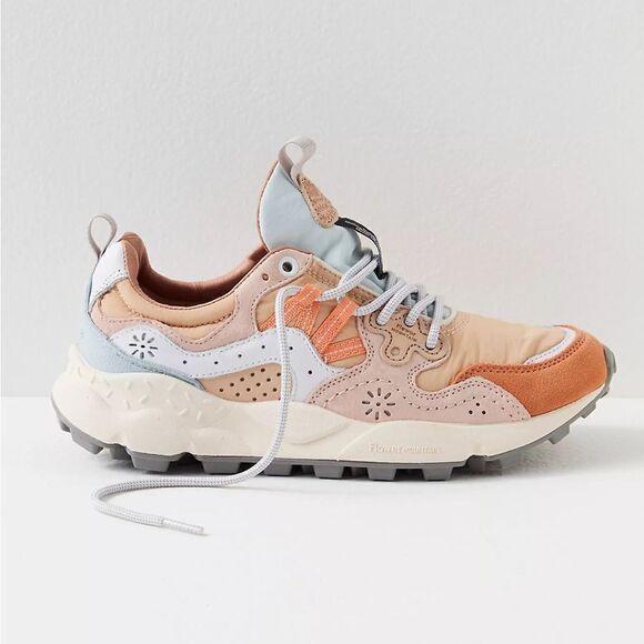 NEW FREE PEOPLE FLOWER MOUNTAIN AMELIA SNEAKERS PEACH BEIGE 36 - Picture 1 of 4